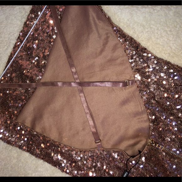 Gorgeous rose gold sparkly cocktail dress - Picture 7 of 8